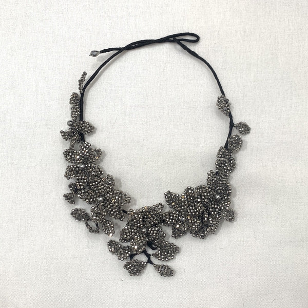 Beaded flower necklace set